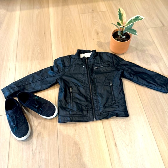 H&M Lined Faux Leather Jacket - Picture 2 of 9